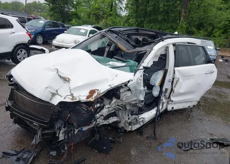 2017 Hyundai Santa Fe Limited Ultimate из США, поврежденный, VIN KM8SR4HF3HU256244